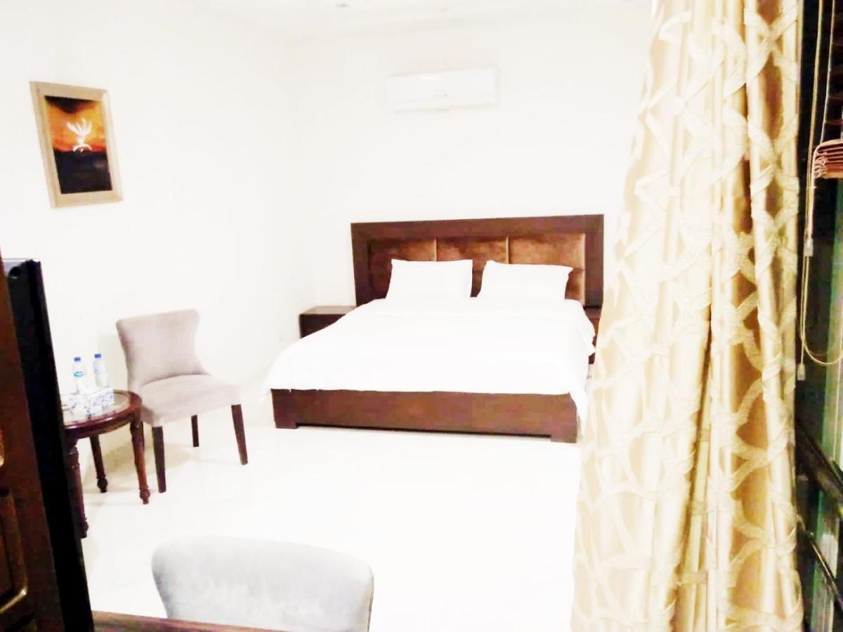 Jade Dragon Hotel Dha Лахор Екстер'єр фото